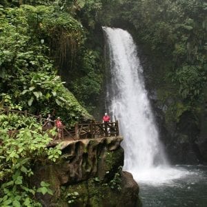 Private Tour to La Paz Waterfall Gardens with Lunch