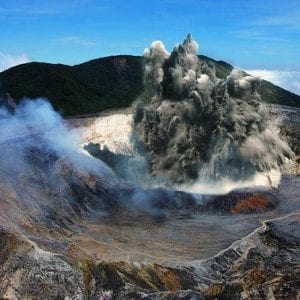Poas Volcano National Park Half Day Tour from San Jose