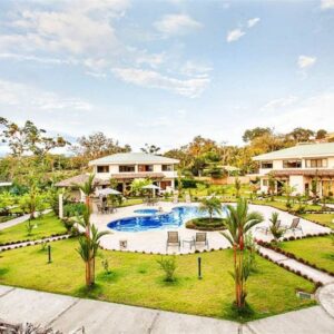 Hacienda Pacifica Condos in Quepos with Pool and beautiful gardens