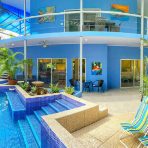 Beautiful Hacienda Azul in the quaint village of Ojochal!