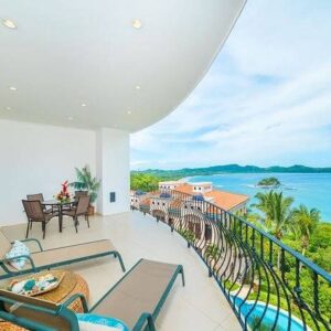 Flamingo Towers 18: Breathtaking Ocean Views ALL Year Round!!